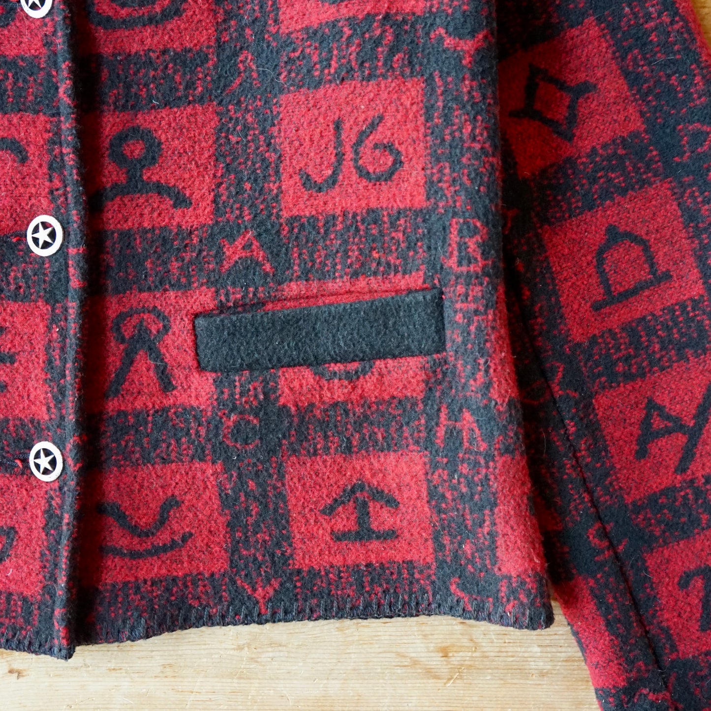 Vintage Wooded River Brand Jacket