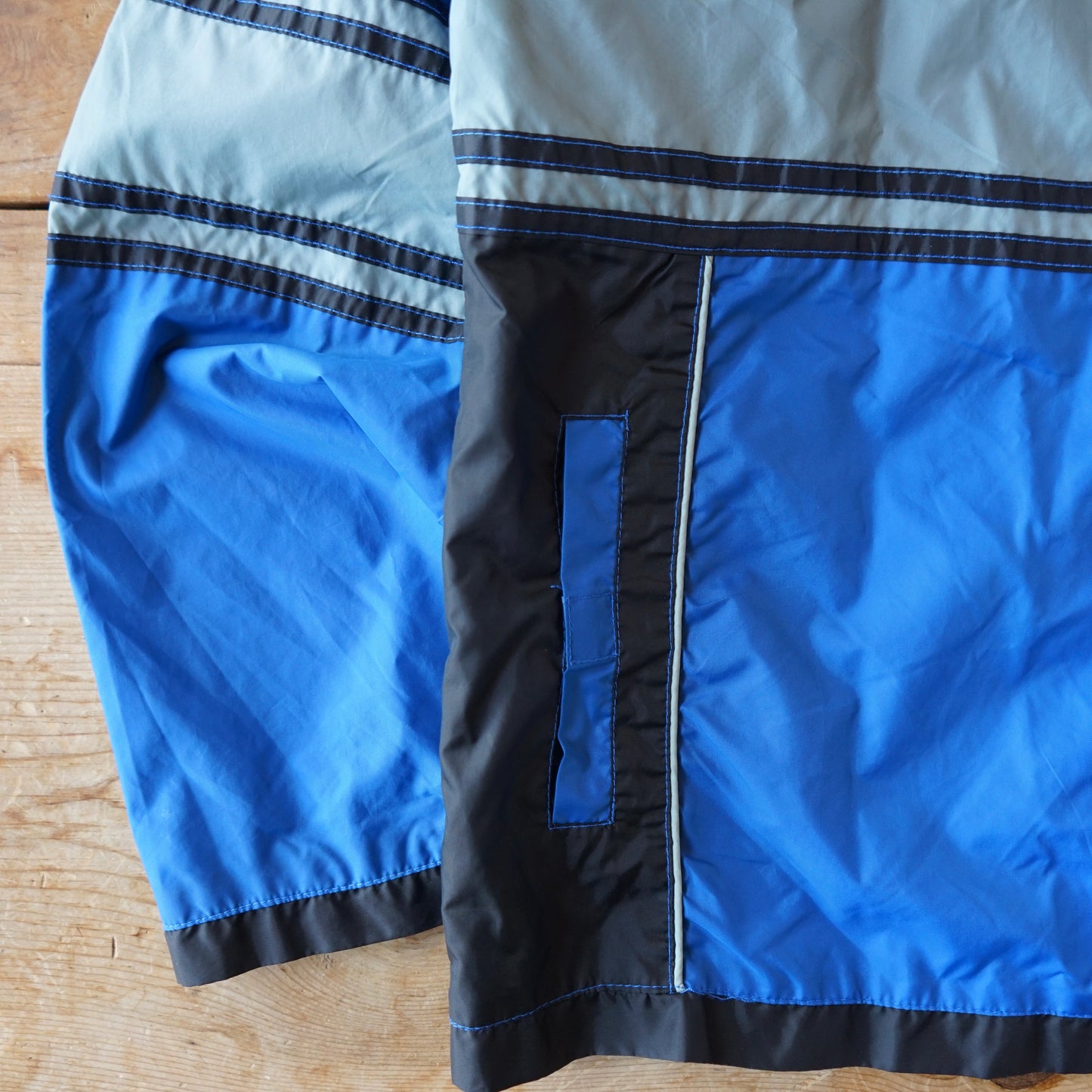 Vintage Wilson Windbreaker Size S/M