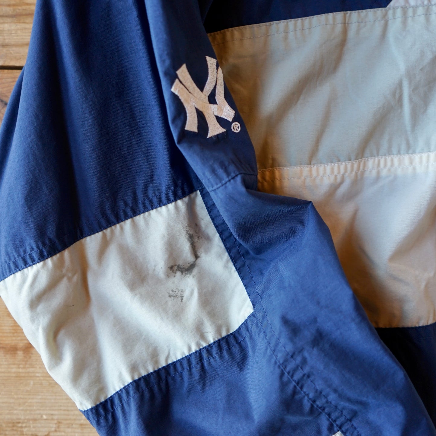 Vintage DeLong Yankees Windbreaker Size L/XL