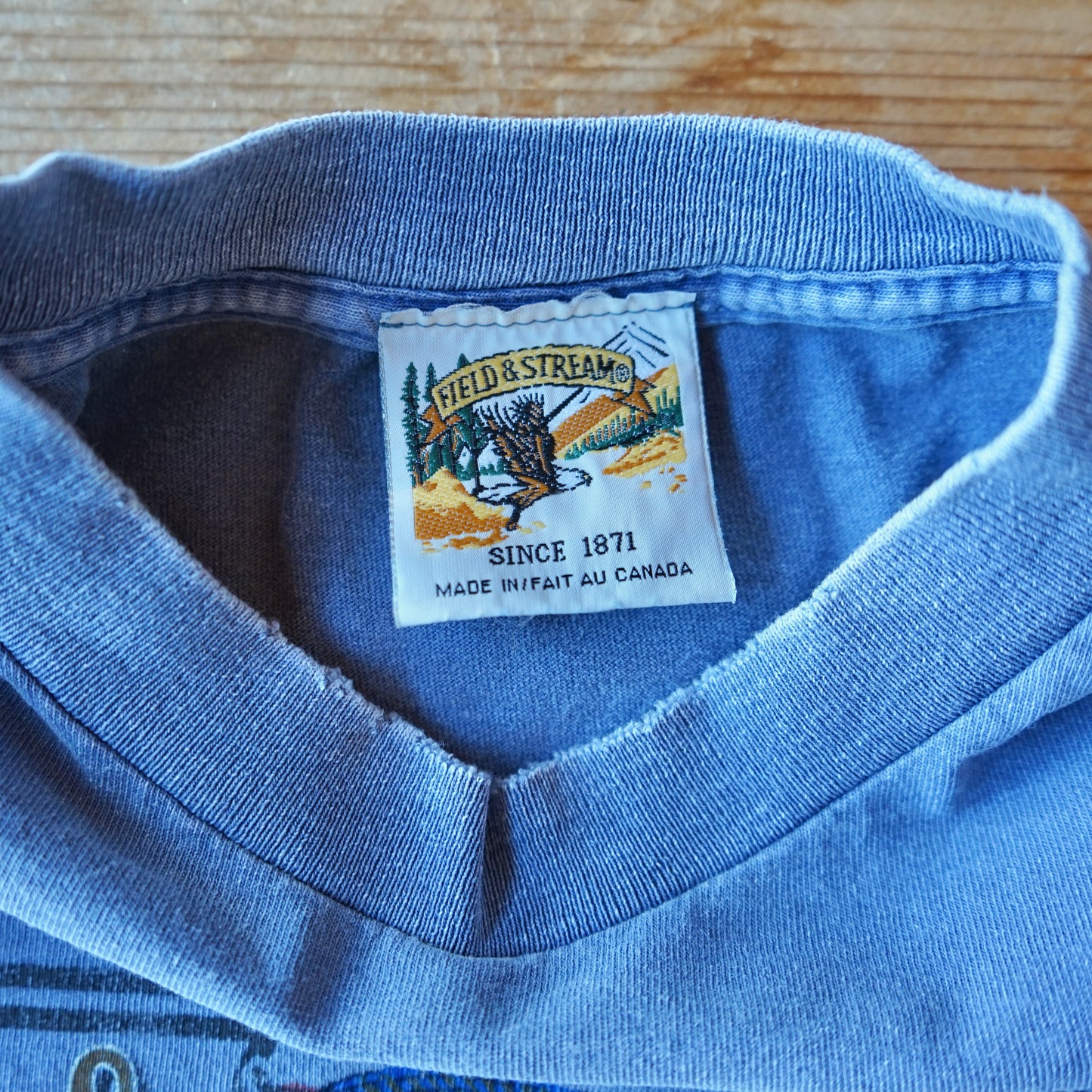 Vintage Faded Field & Stream Fishing Tee Size XL/XXL