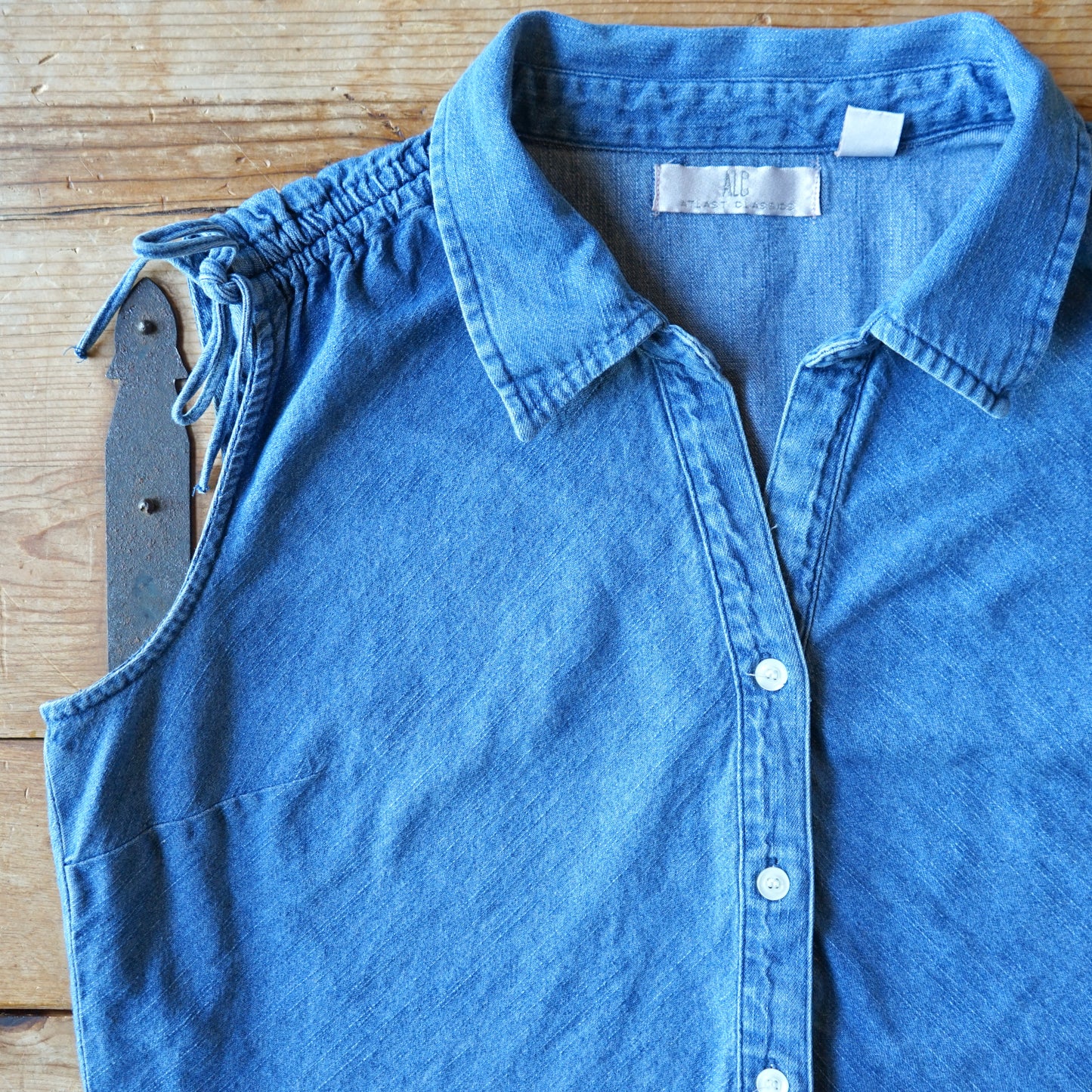 Vintage At Last Classics 100% Cotton Tank Size L