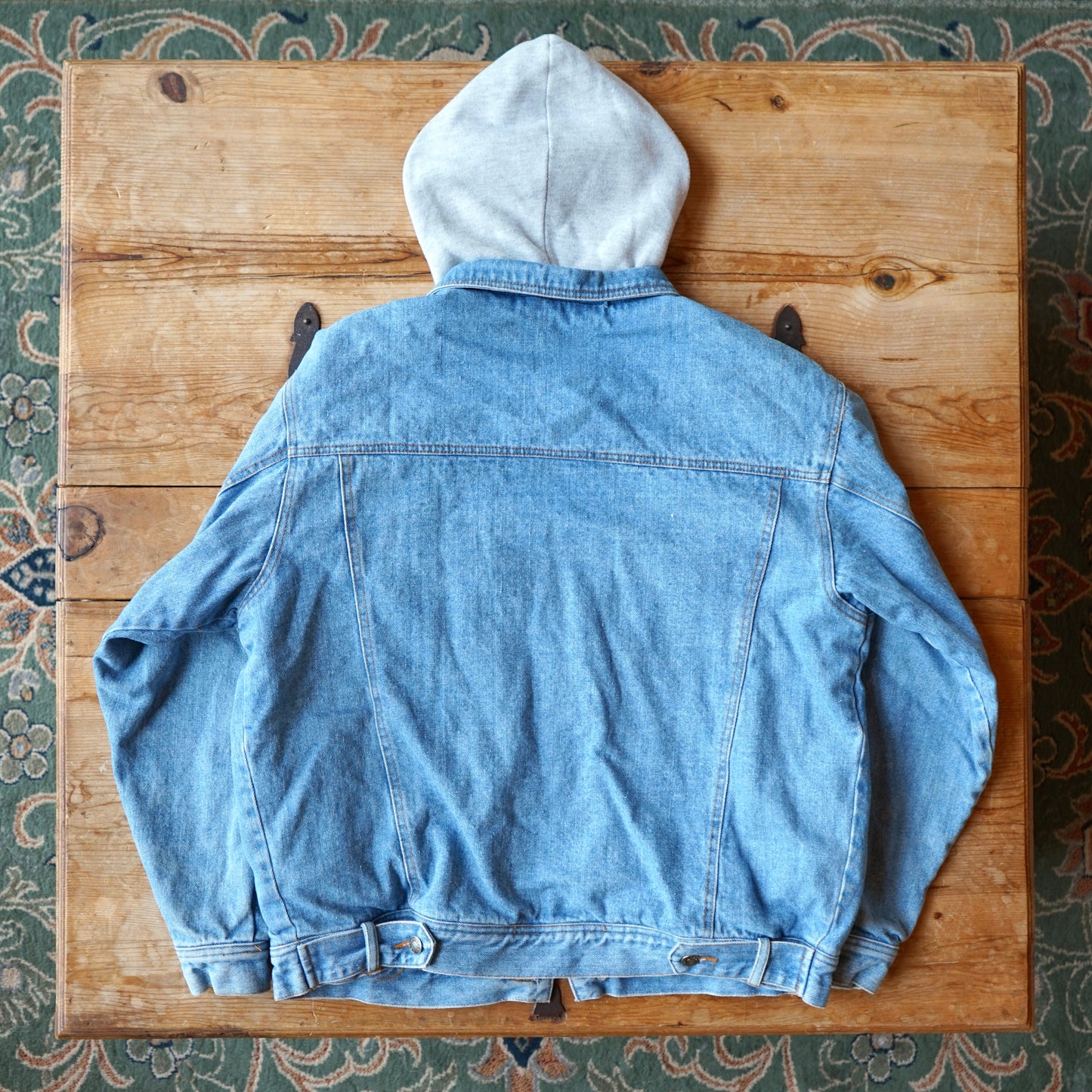 Vintage Todays News Built In Hoodie Jean Jacket Size M/L