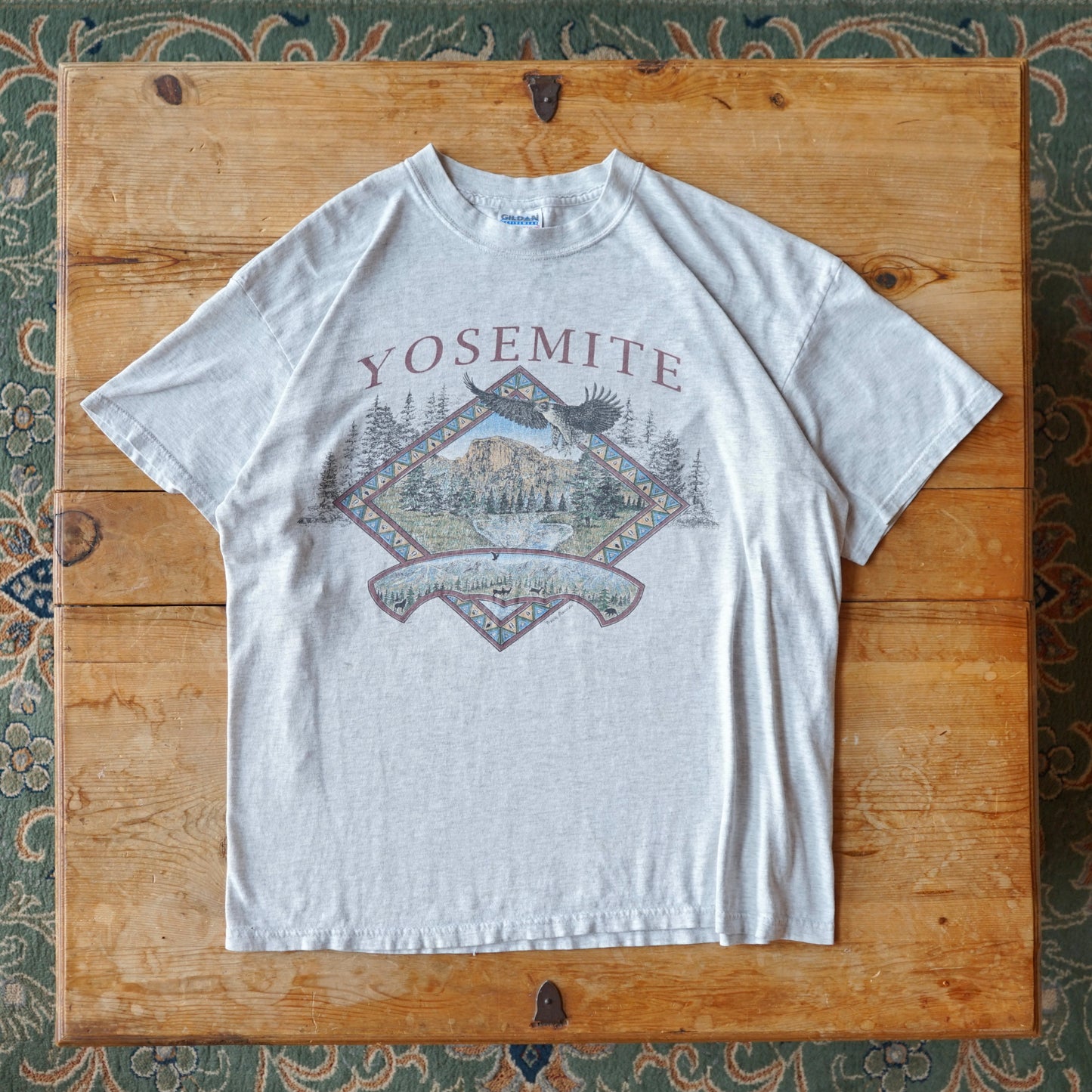 Vintage Yosemite Grpahic Tee Size XL