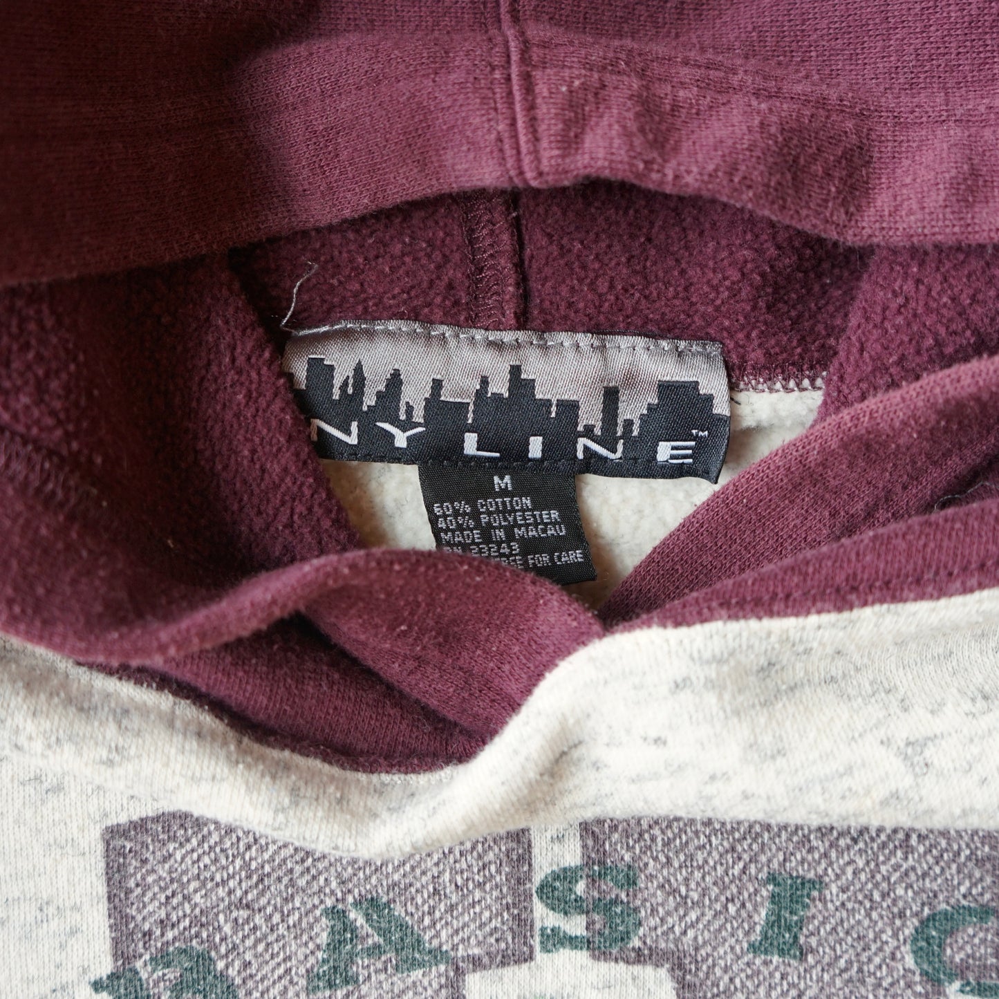 Vintage NY Line Hoodie Size M