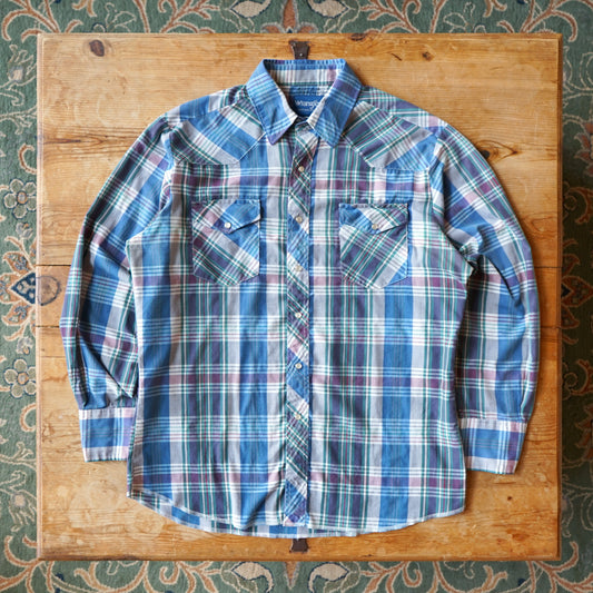 Vintage Wrangler Pearl Snap Size L/XL