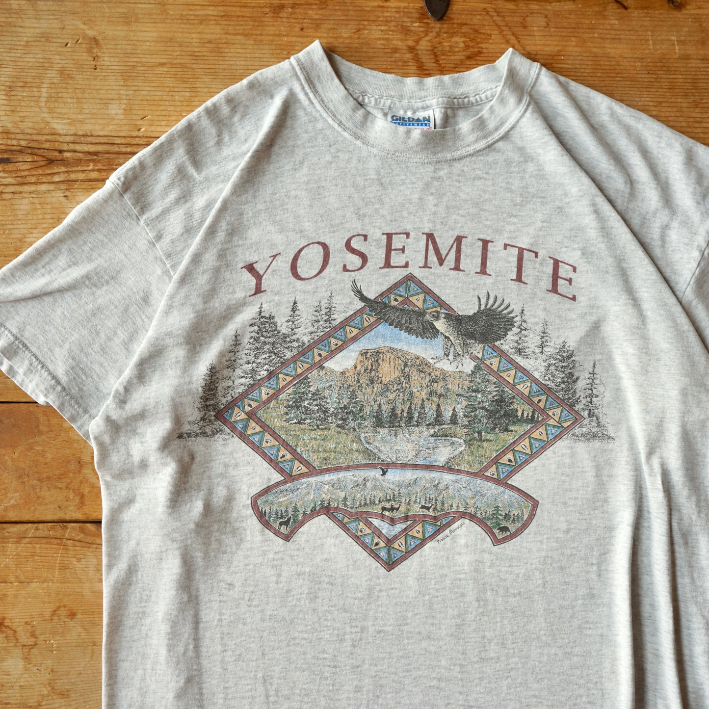 Vintage Yosemite Grpahic Tee Size XL