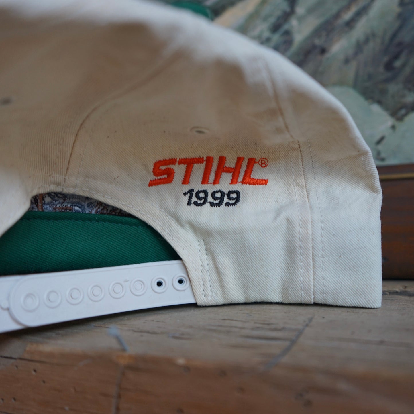 Vintage 1999 Embroidered Deer Stihl Hat