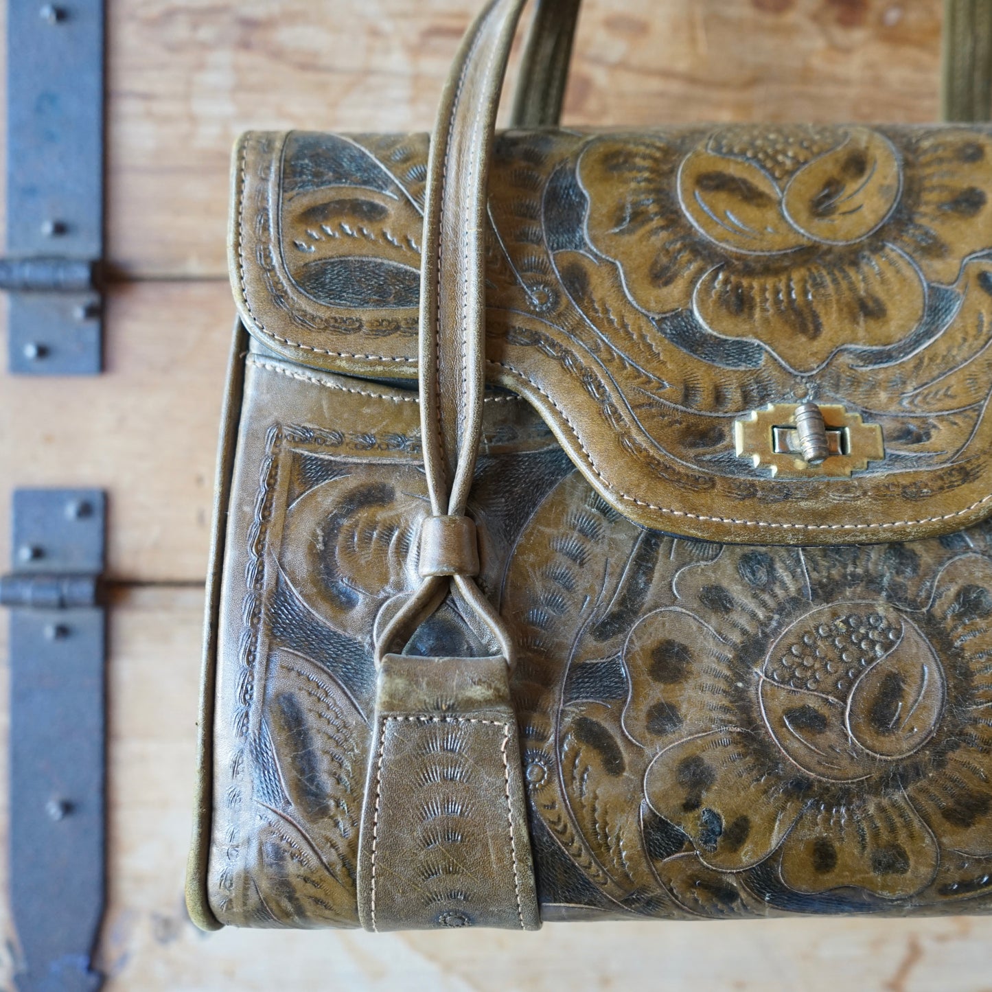 Vintage Western Tooled Leather Purse