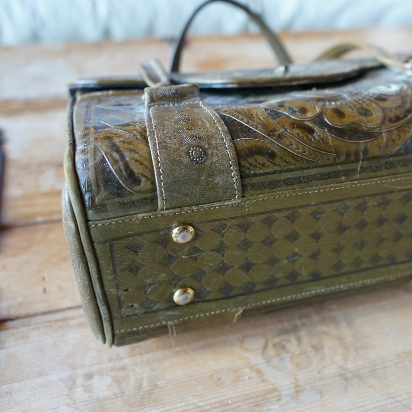 Vintage Western Tooled Leather Purse