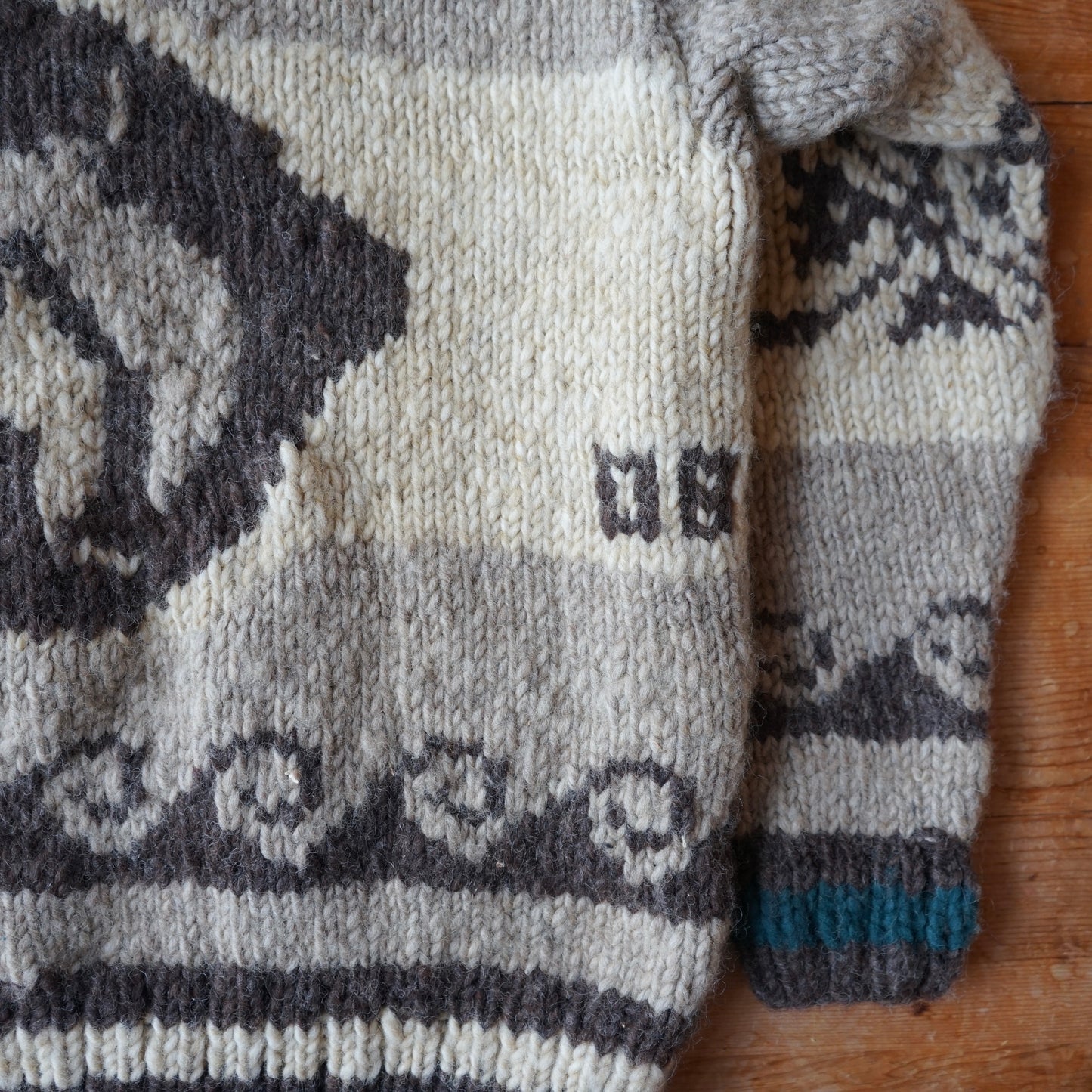 Filson Limited Edition Mens Hand Knit Cowichan Sweater