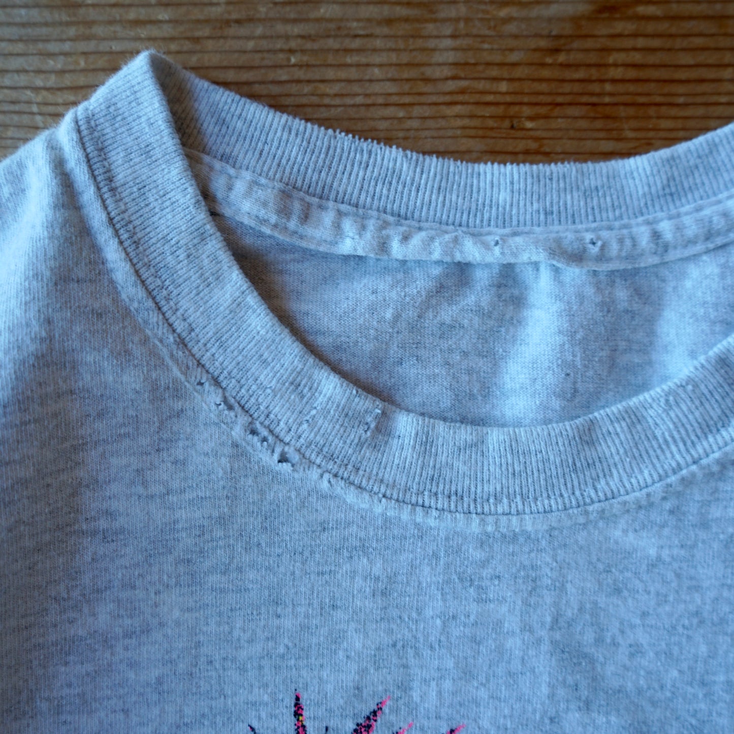 Vintage Revelstoke Powder Tee Size XS/S