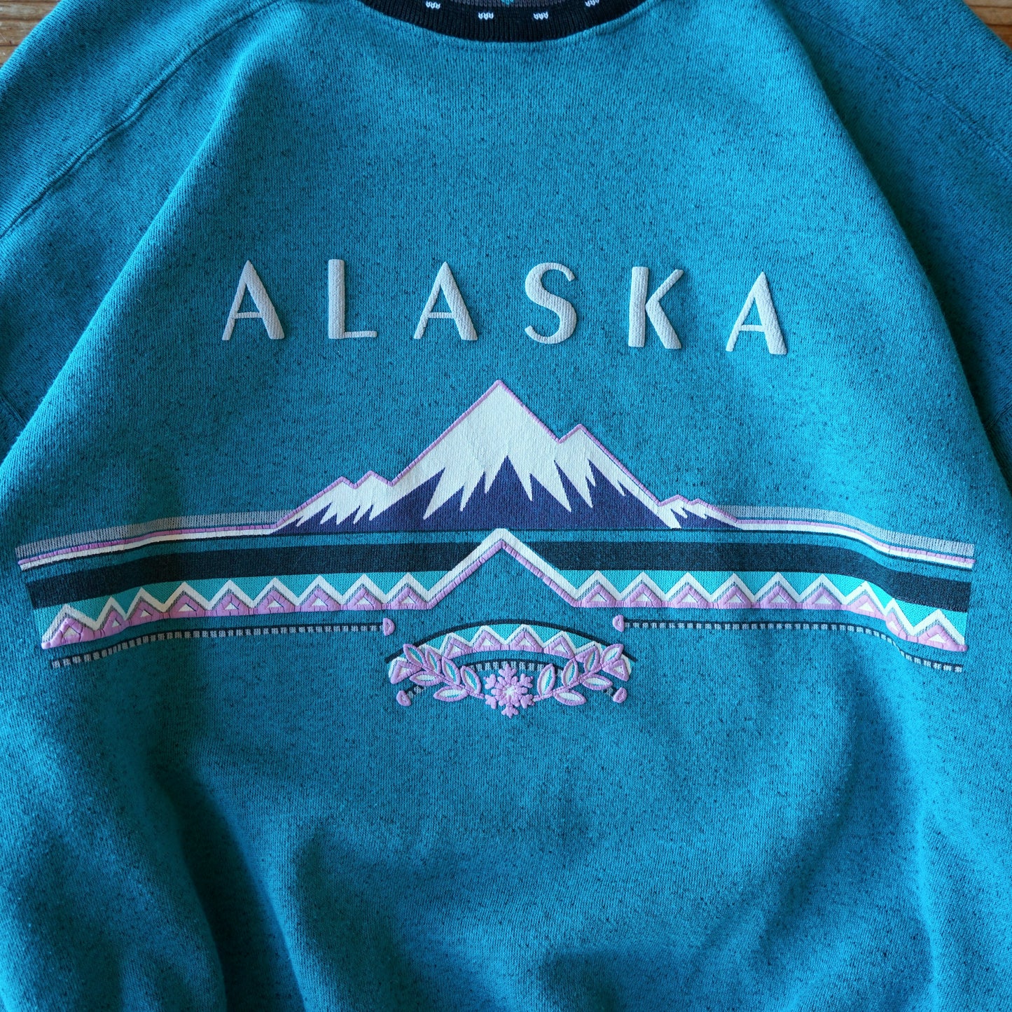 Vintage Arctic Adventure Teal Alaska Sweatshirt Size L/XL