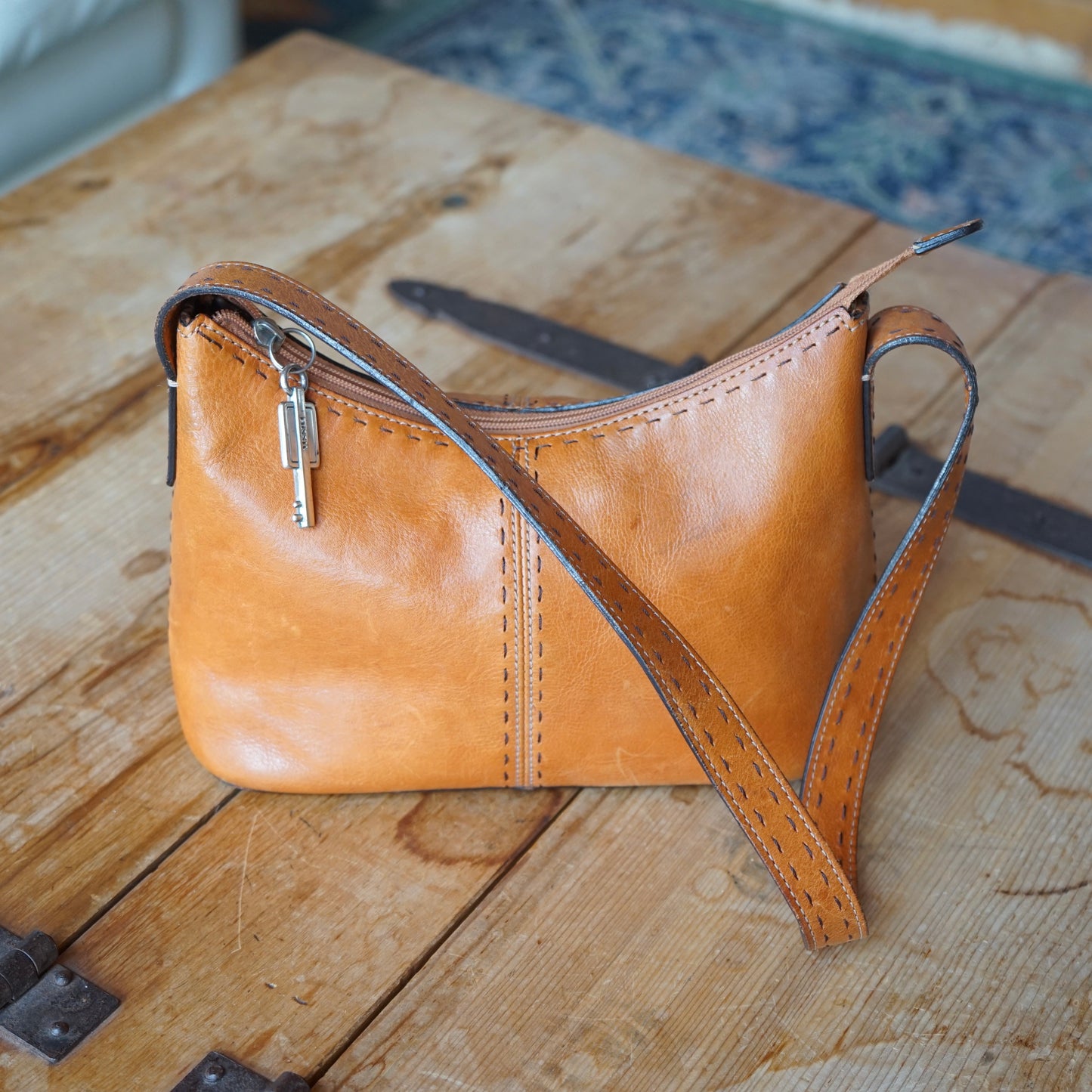 Vintage Fossil Slip Pocket Shoulder Bag