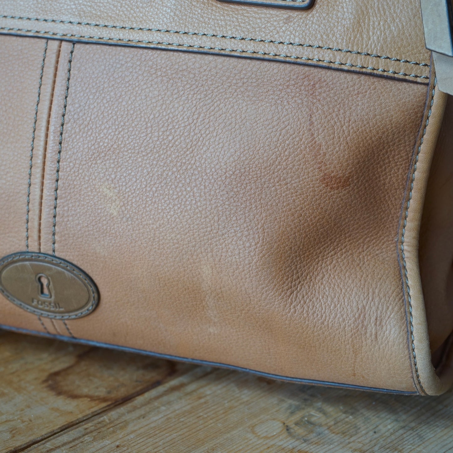 Vintage Fossil Leather Shoulder Bag