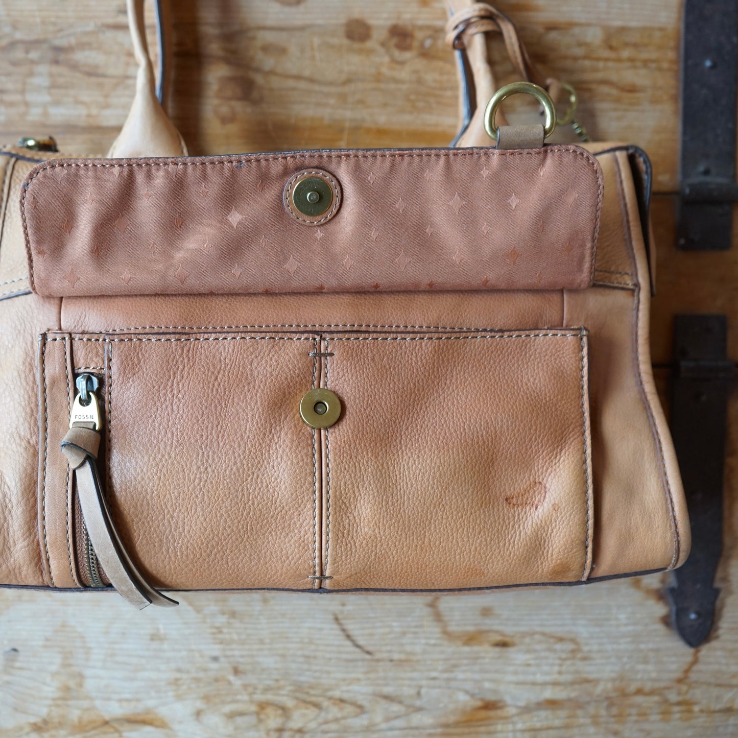 Vintage Fossil Leather Shoulder Bag