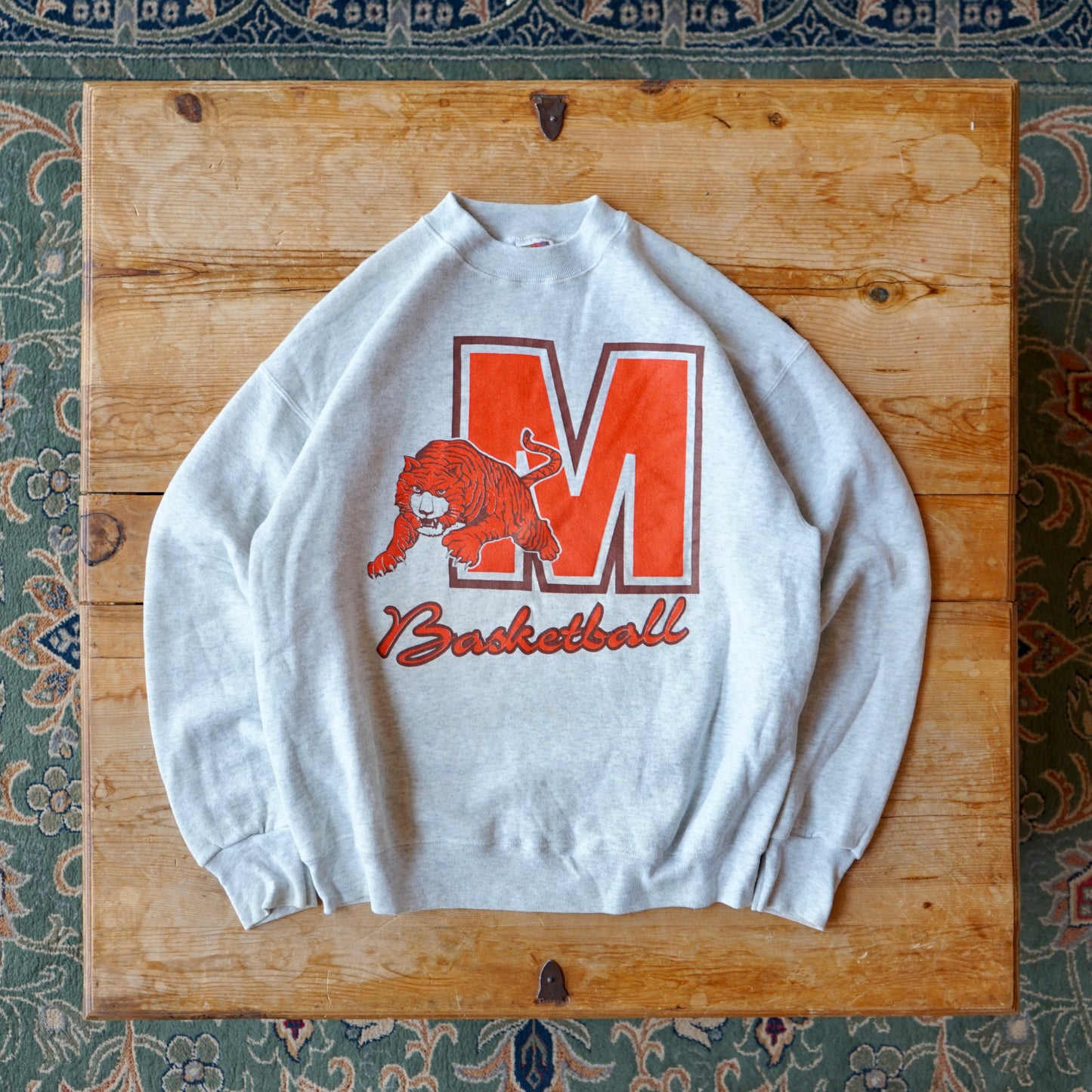 Vintage Tygers Basketball Sweatshirt Size L