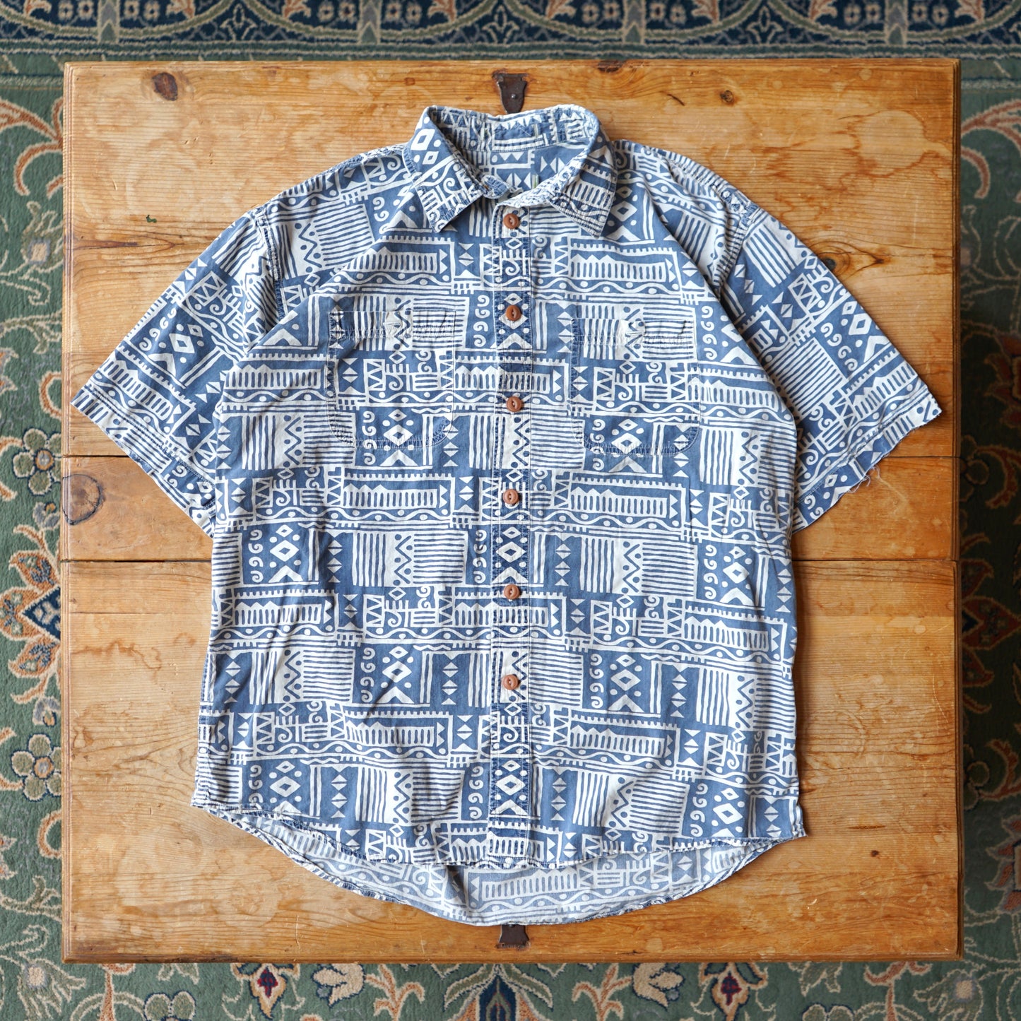 Vintage Sea Button Up Size L/XL
