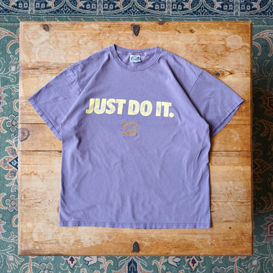 Vintage Faded Purple Nike Tee Size L/XL