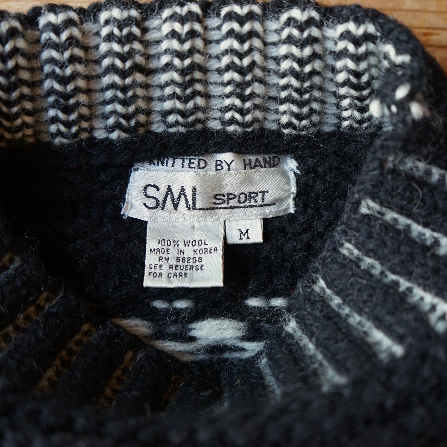 Vintage SML 100% Wool Sweater Size S/M