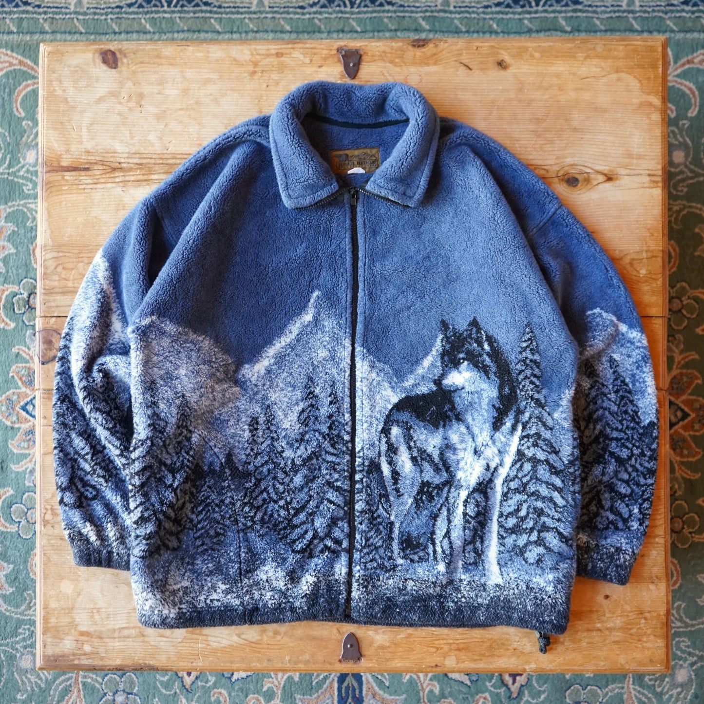 Vintage Bear Ridge Wolf Fleece Size L/XL
