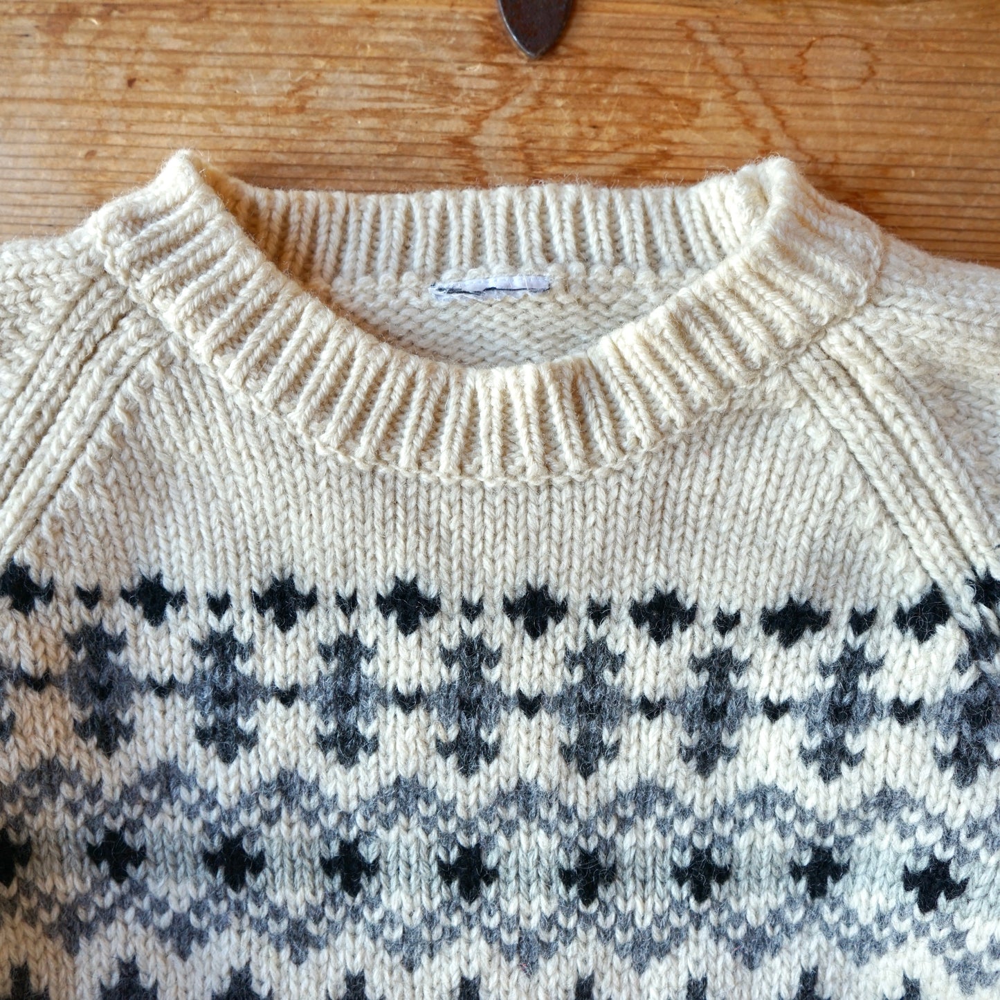 Vintage Heavy Weight Knit Sweater Size M/L