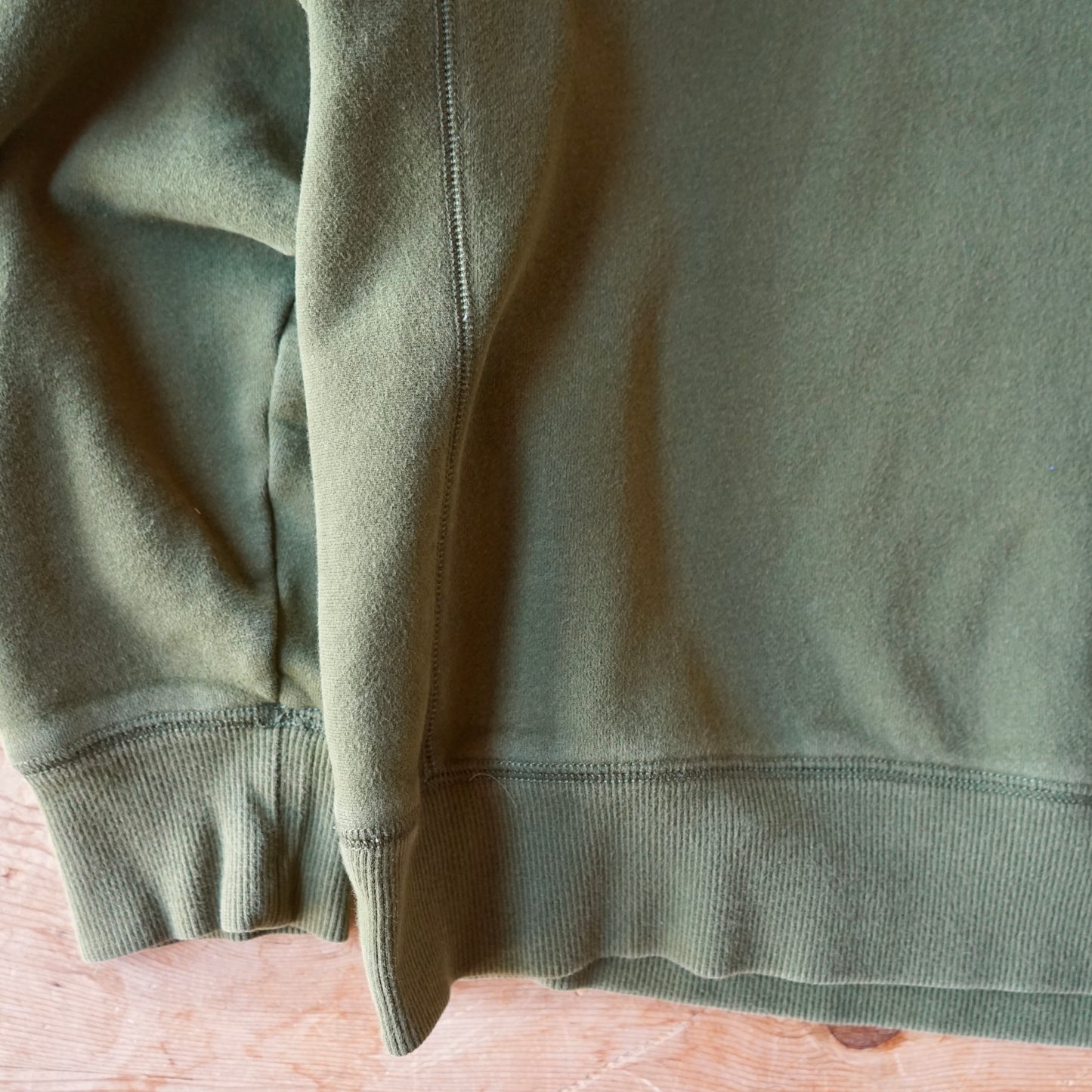 Eddie Bauer Sweatshirt Size M