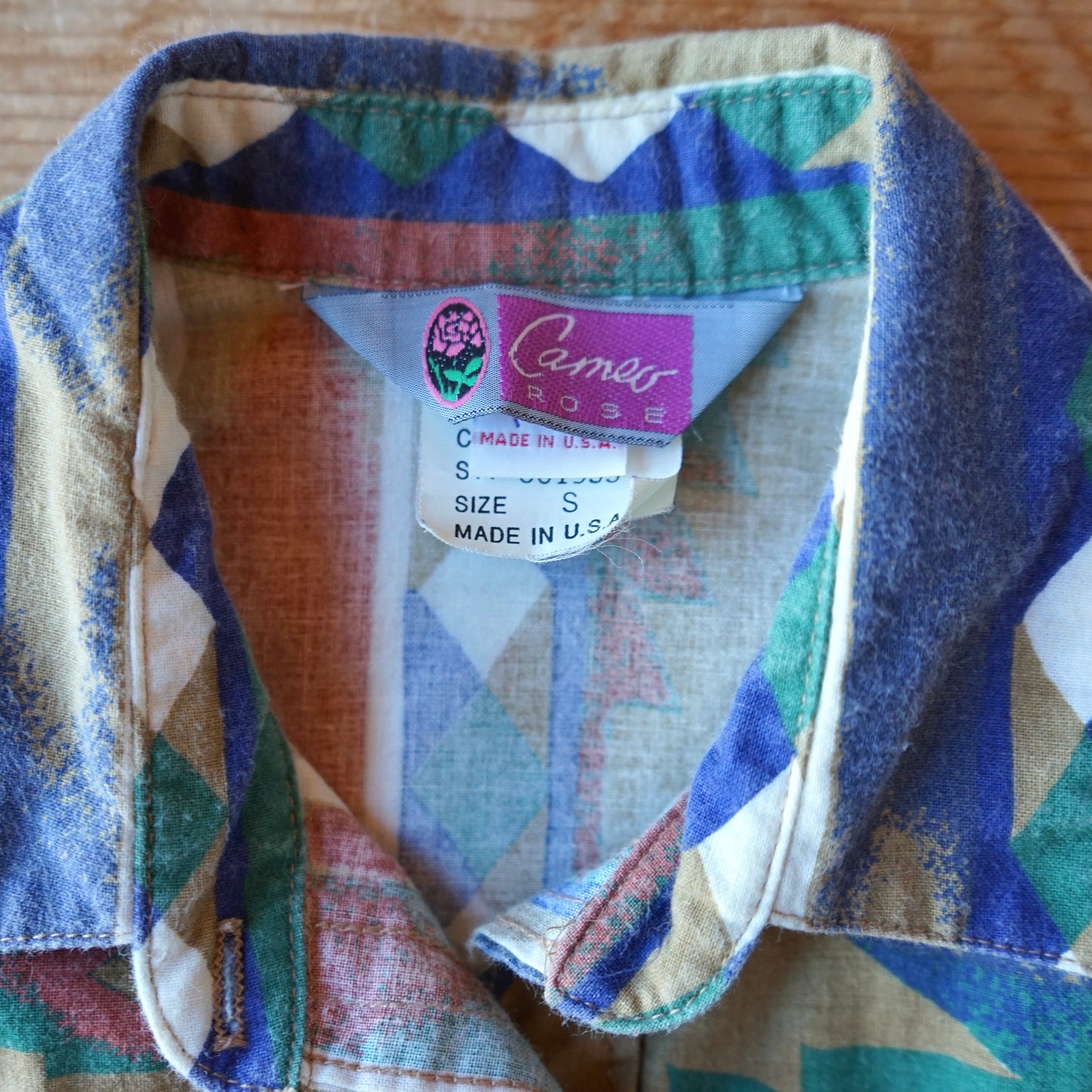 Vintage Cameo Rose Western Button Up Size S