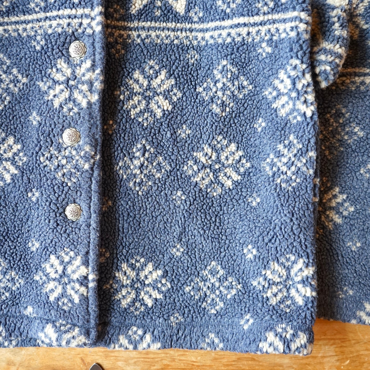 Vintage White Stag Snowflake Fleece Button Up Size M