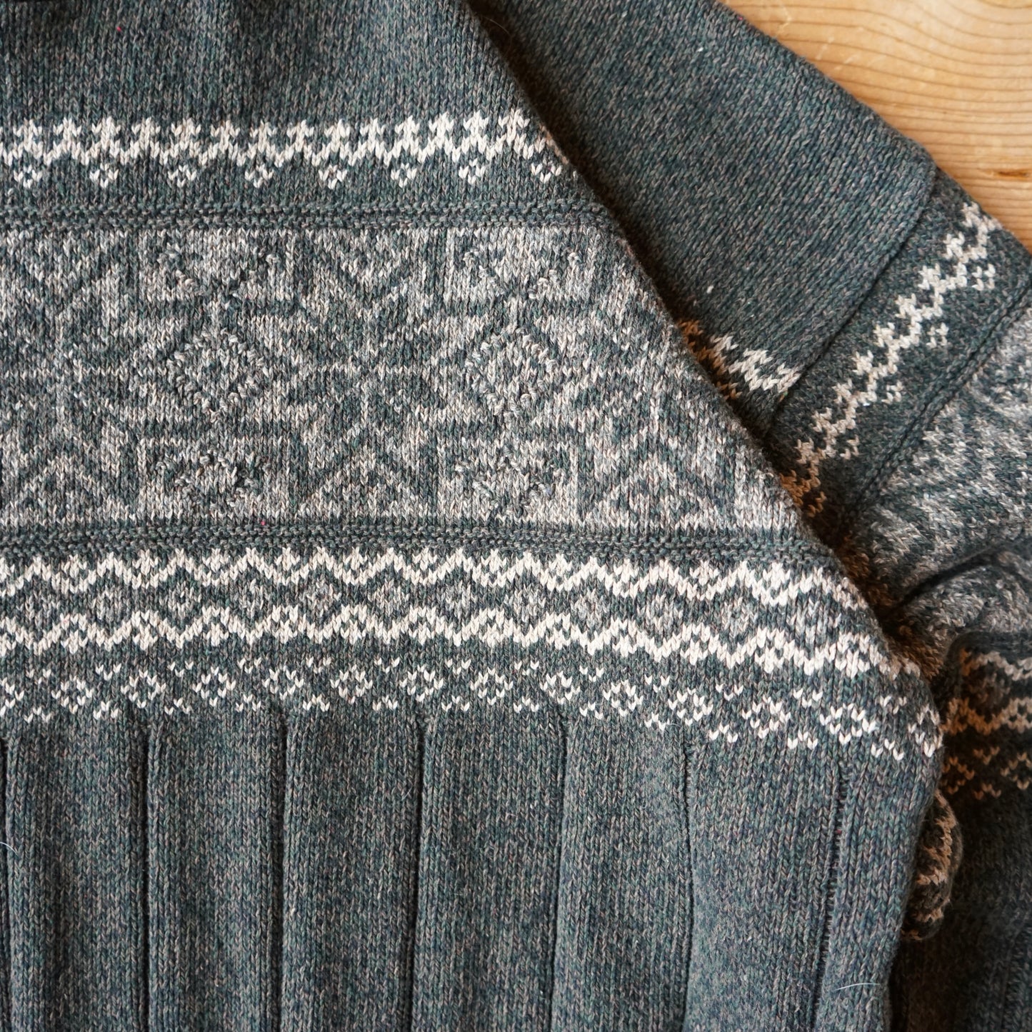 Vintage IZOD Green Winter Sweater Size L