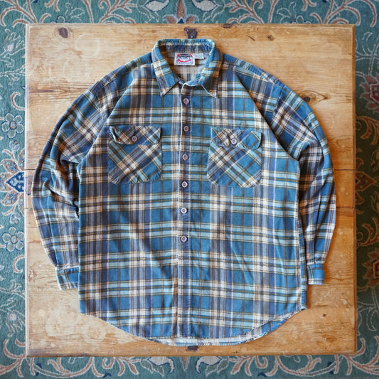 Vintage Resist Clothing 100% Cotton Flannel Size L