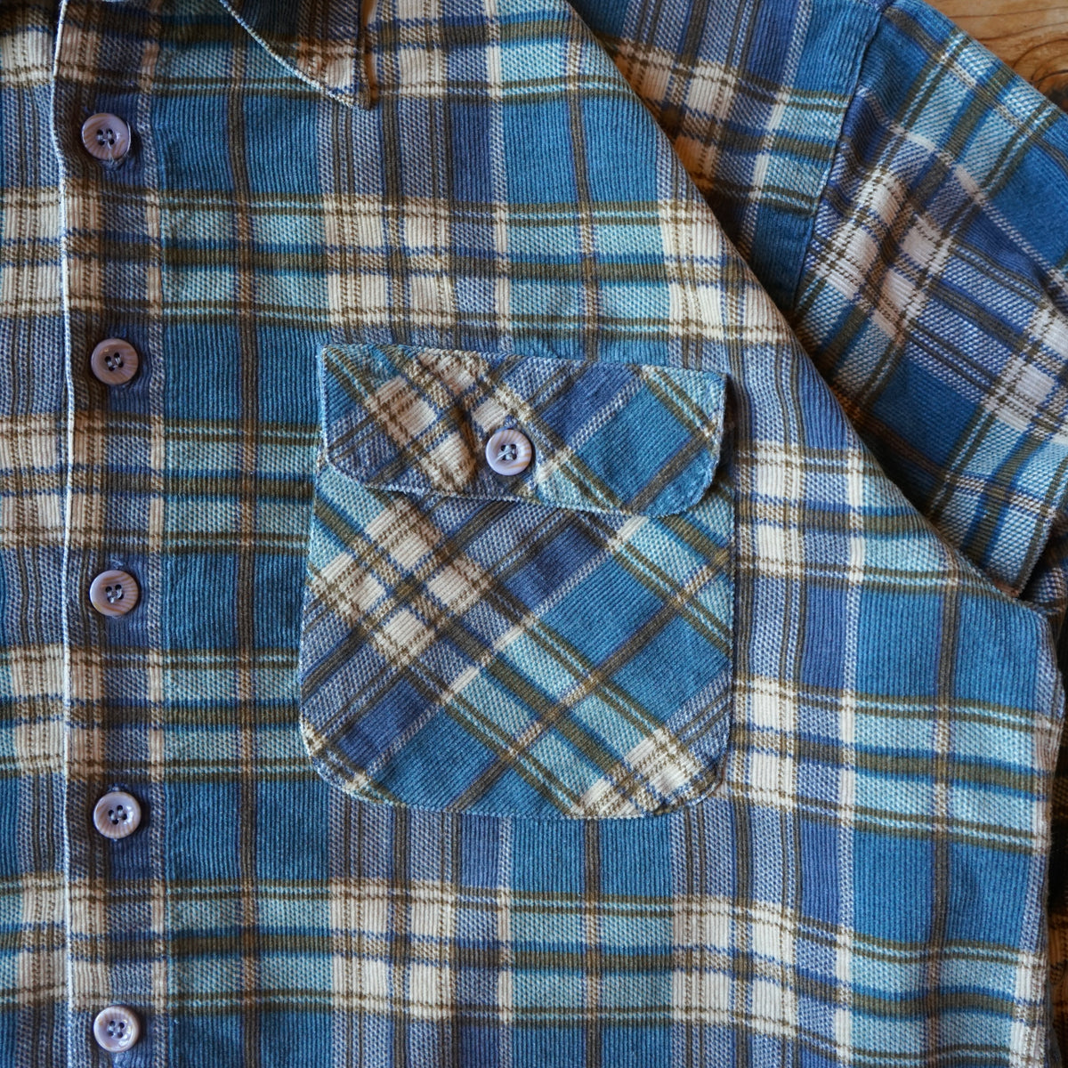 Vintage Resist Clothing 100% Cotton Flannel Size L