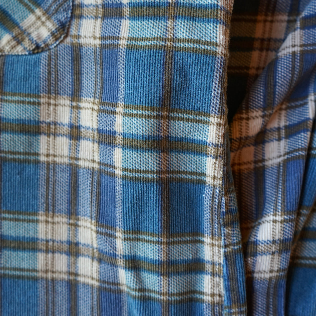 Vintage Resist Clothing 100% Cotton Flannel Size L