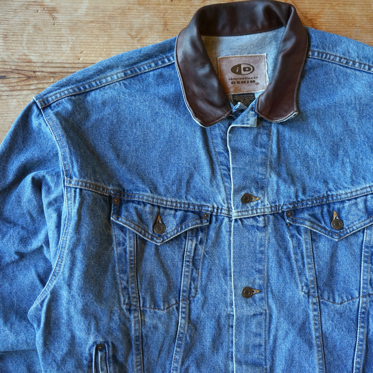 Vintage International Denim Jacket With Leather Collar Size XL