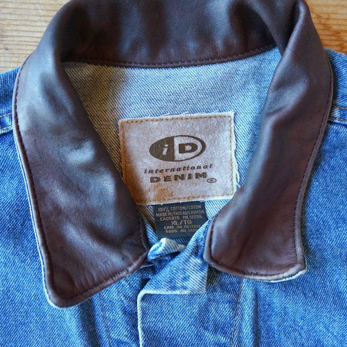 Vintage International Denim Jacket With Leather Collar Size XL