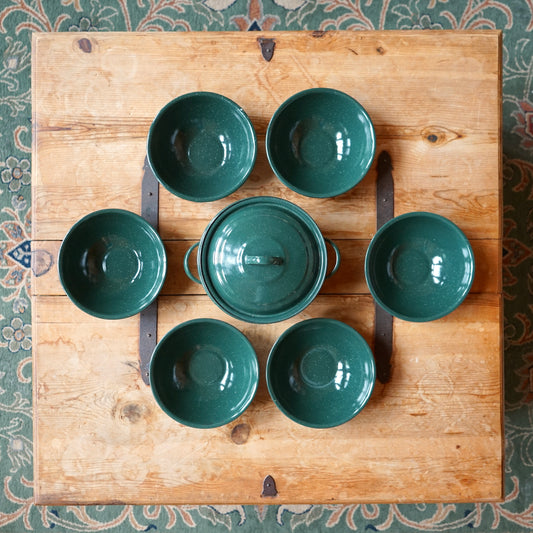 Vintage Green Enamel Stock Pot & 6 Large Dinner Bowls