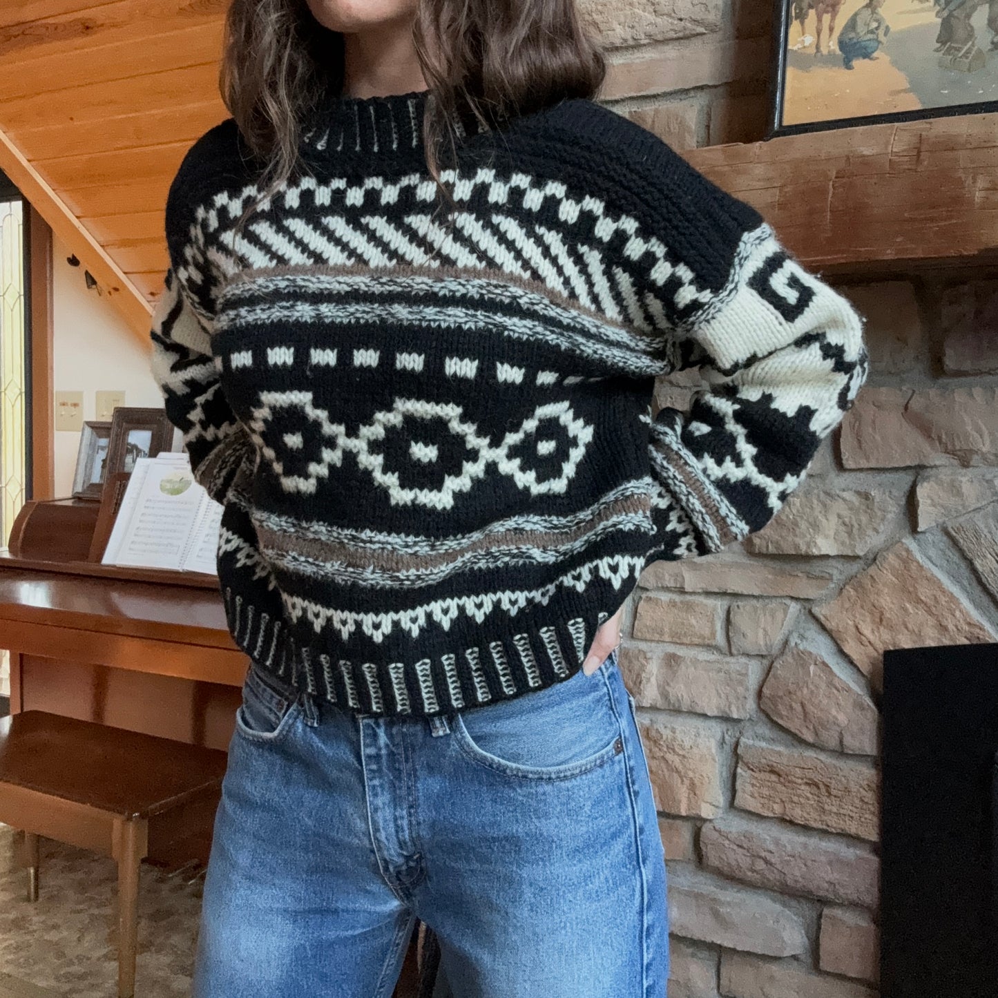Vintage SML 100% Wool Sweater Size S/M